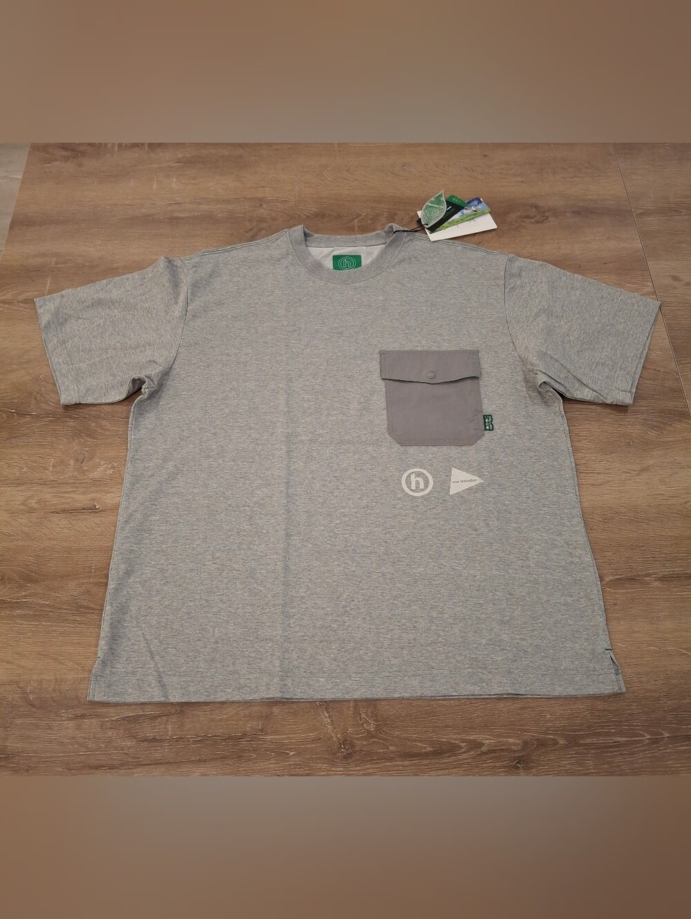 Hidden NY x and wander Mt. Fuji Lenticular Pocket T-Shirt Men's 2XL Gray NWT